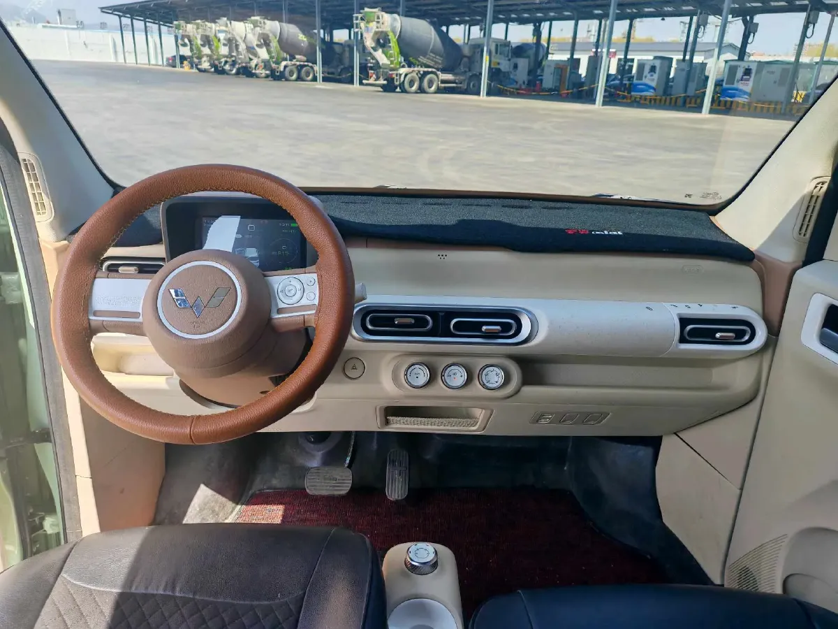 2024 WuLing HongGuang MINI EV BEV 17.3KWH,autocango,china used car exporter,china ev exporter,chinese used car exporter,chinese used ev exporter