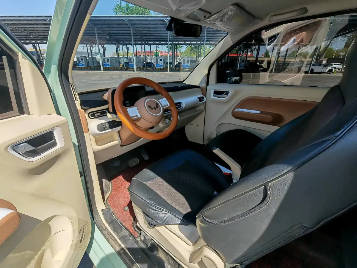 2024 WuLing HongGuang MINI EV BEV 17.3KWH,autocango,china used car exporter,china ev exporter,chinese used car exporter,chinese used ev exporter