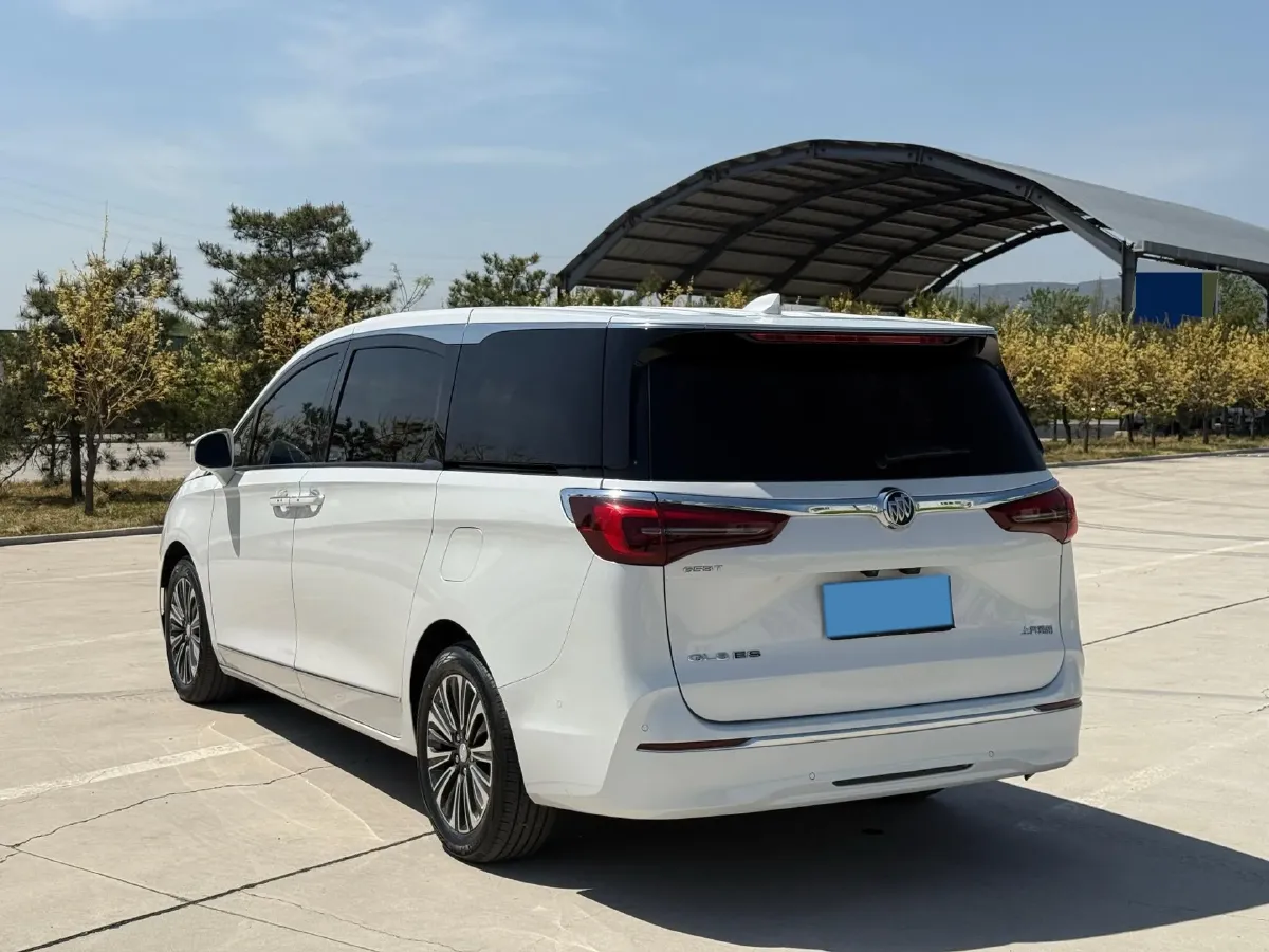 2021 Buick GL8 2.0T 237HP L4 9AT,autocango,china used car exporter,china ev exporter,chinese used car exporter,chinese used ev exporter