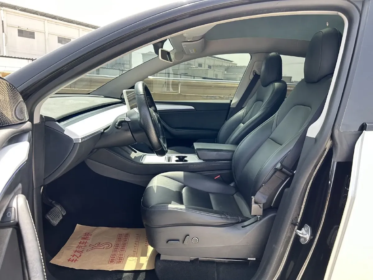 2022 Tesla Model Y BEV 60KWH,autocango,china used car exporter,china ev exporter,chinese used car exporter,chinese used ev exporter