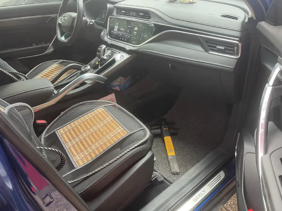 2020 Geely Azkarra 1.8T 184HP L4 7DCT,autocango,china used car exporter,china ev exporter,chinese used car exporter,chinese used ev exporter