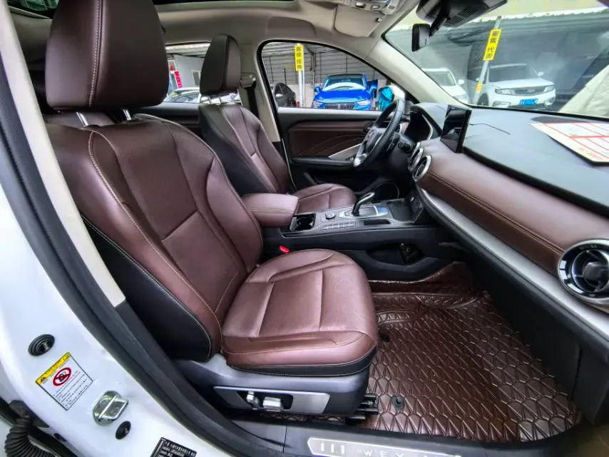 2018 WEY VV6 2.0T 197HP L4 7DCT,autocango,china used car exporter,china ev exporter,chinese used car exporter,chinese used ev exporter