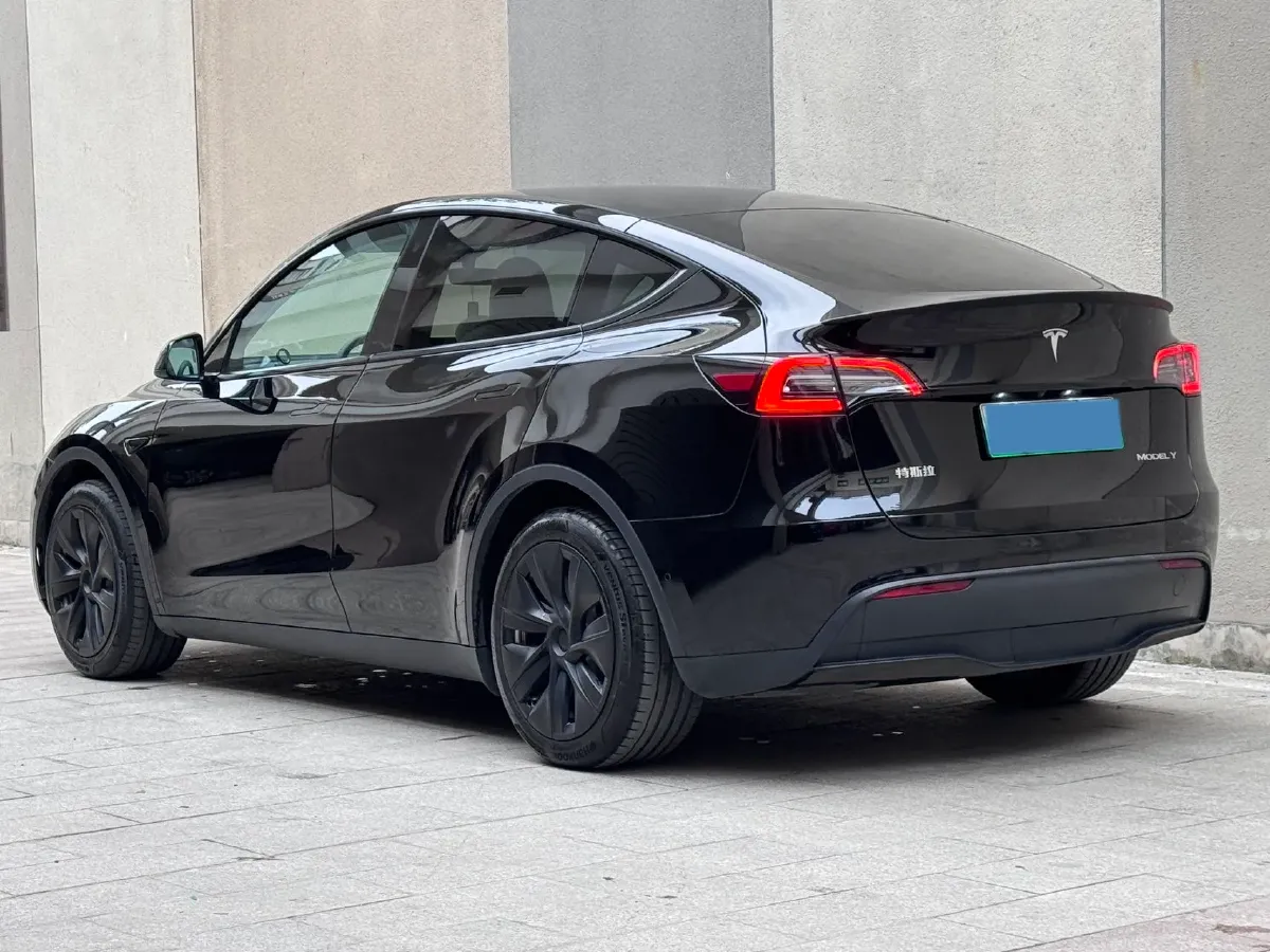 2022 Tesla Model Y BEV 60KWH,autocango,china used car exporter,china ev exporter,chinese used car exporter,chinese used ev exporter