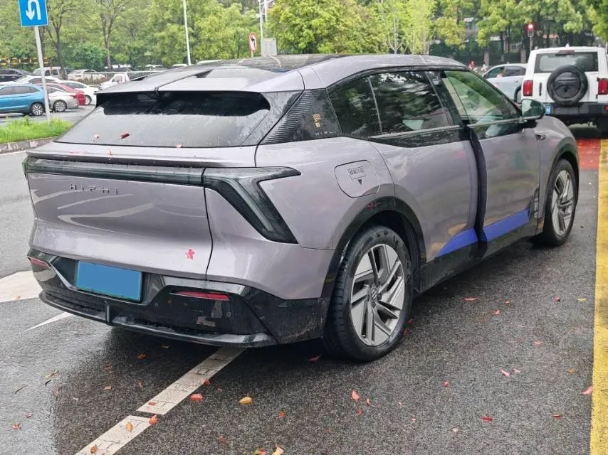 2023 HiPhi Y BEV 76.6KWH,autocango,china used car exporter,china ev exporter,chinese used car exporter,chinese used ev exporter