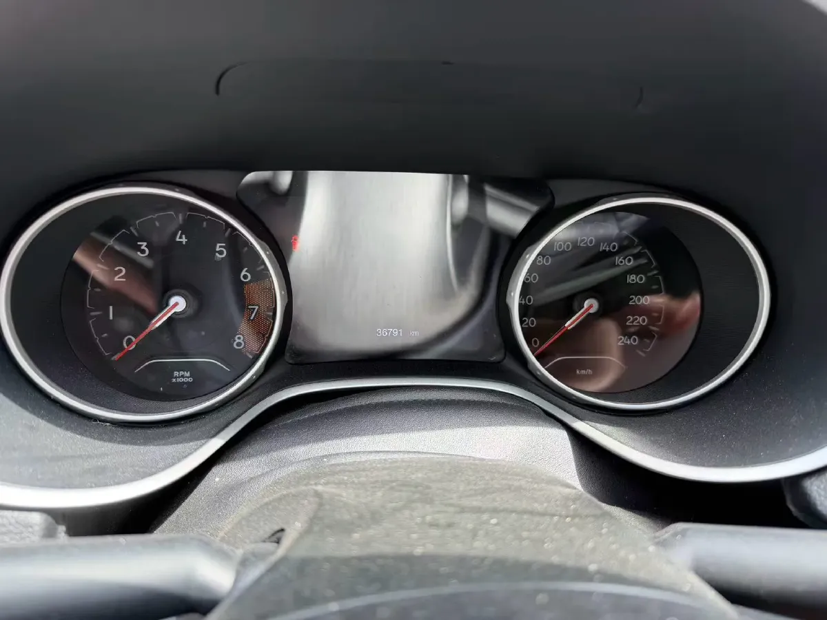 2019 Jeep Compass 1.4T 165HP L4 7DCT,autocango,china used car exporter,china ev exporter,chinese used car exporter,chinese used ev exporter