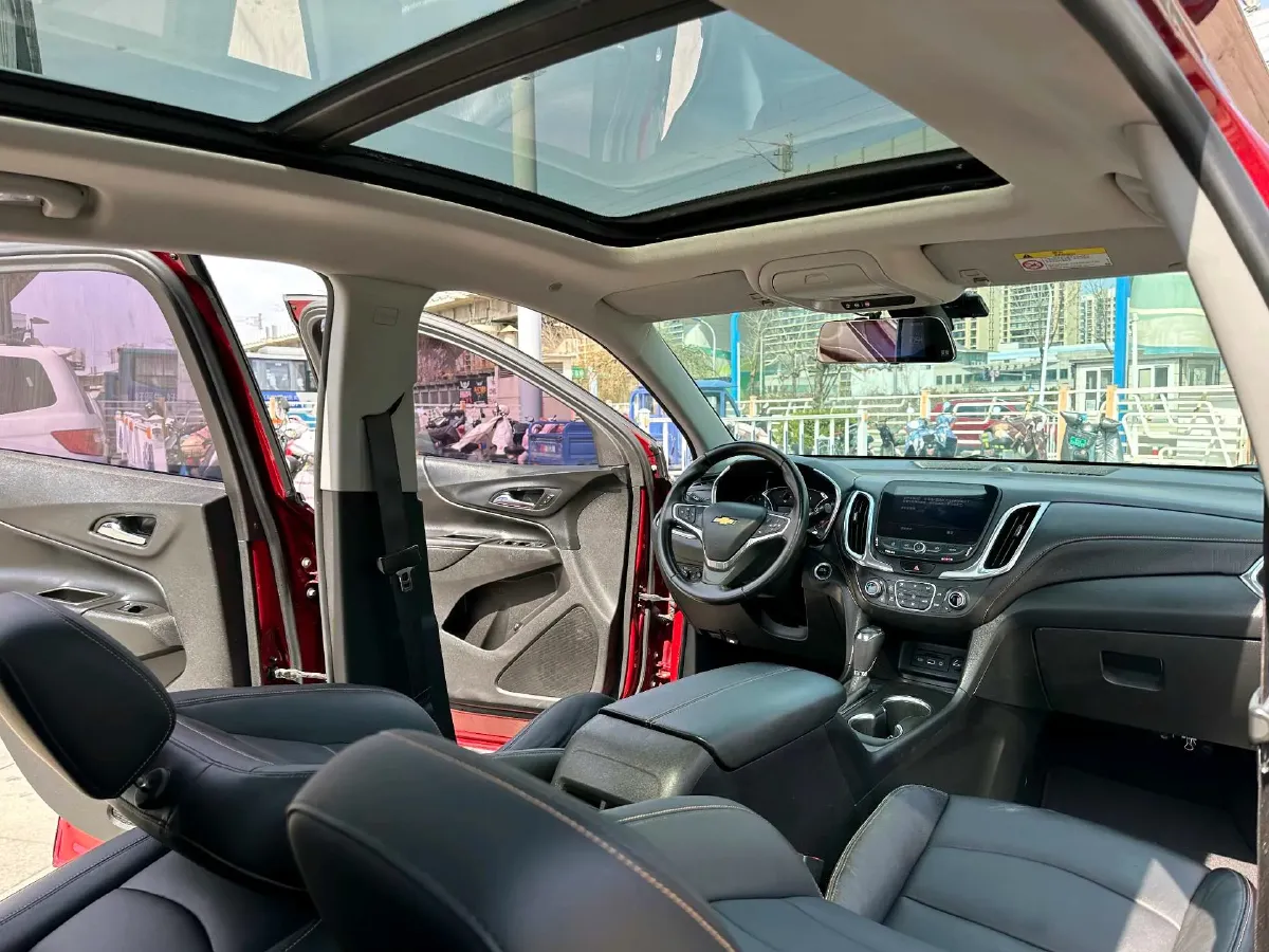 2019 Chevrolet Equinox 1.5T 180HP L4 6AT,autocango,china used car exporter,china ev exporter,chinese used car exporter,chinese used ev exporter