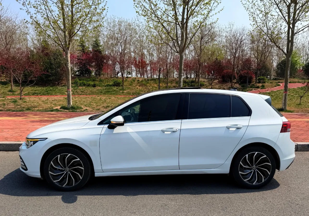 2021 Volkswagen Golf 1.4T 150HP L4 7DCT,autocango,china used car exporter,china ev exporter,chinese used car exporter,chinese used ev exporter