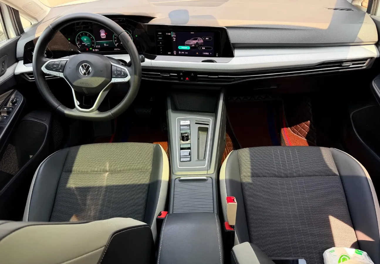 2021 Volkswagen Golf 1.4T 150HP L4 7DCT,autocango,china used car exporter,china ev exporter,chinese used car exporter,chinese used ev exporter