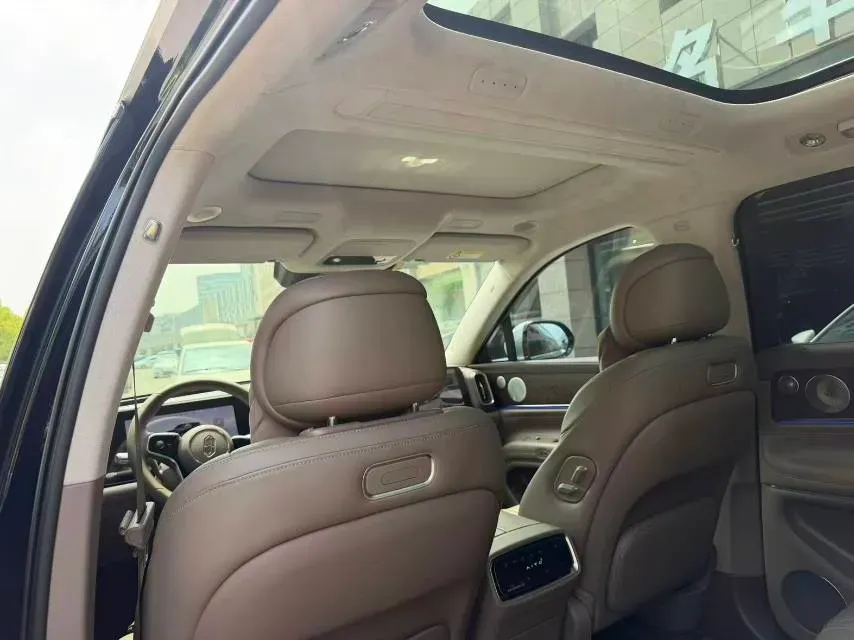 2024 AITO AITO M9 1.5T 152HP L4 REEV 42KWH,autocango,china used car exporter,china ev exporter,chinese used car exporter,chinese used ev exporter