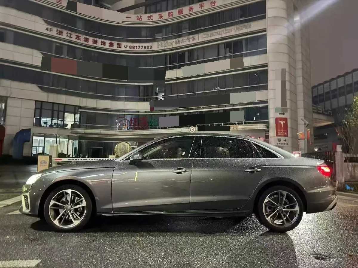 2020 Audi A4L 2.0T 190HP L4 7DCT,autocango,china used car exporter,china ev exporter,chinese used car exporter,chinese used ev exporter