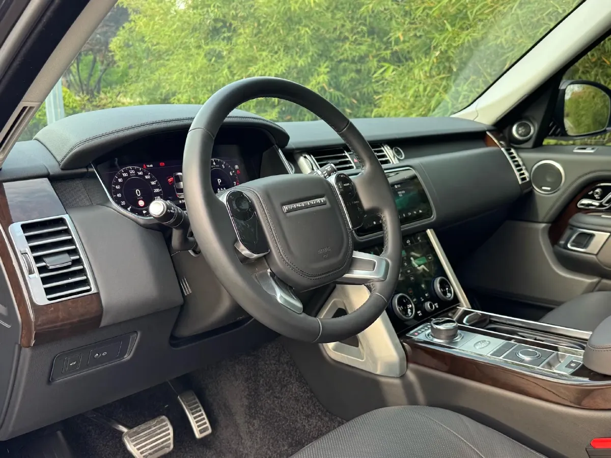 2021 Land Rover Range Rover 3.0T 400HP L6 8AT,autocango,china used car exporter,china ev exporter,chinese used car exporter,chinese used ev exporter