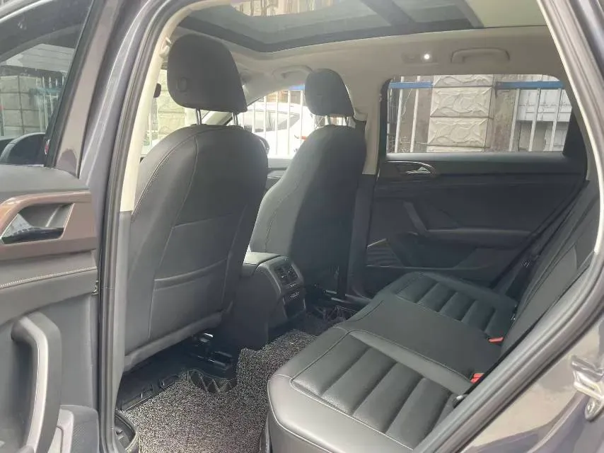 2019 Volkswagen Tharu 2.0T 186HP L4 7DCT,autocango,china used car exporter,china ev exporter,chinese used car exporter,chinese used ev exporter