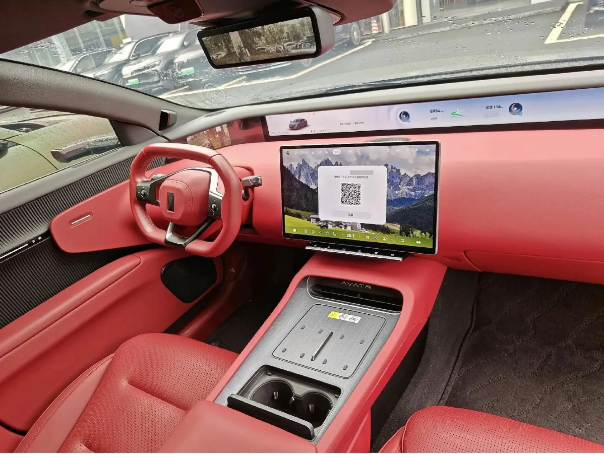 2025 Avatr 12 1.5T 156HP L4 REEV,autocango,china used car exporter,china ev exporter,chinese used car exporter,chinese used ev exporter