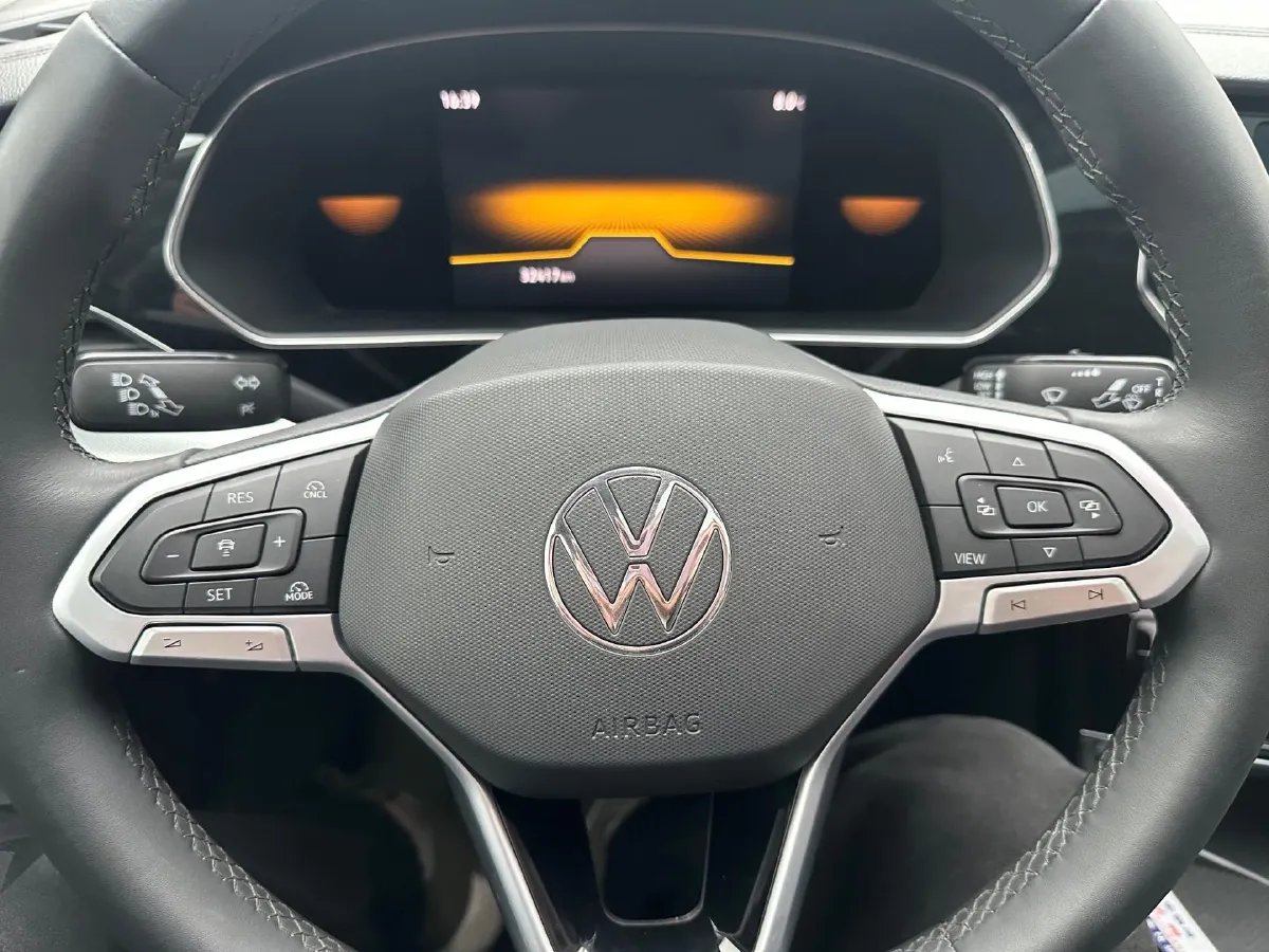 2021 Volkswagen Passat 1.4T 150HP L4 7DCT,autocango,china used car exporter,china ev exporter,chinese used car exporter,chinese used ev exporter