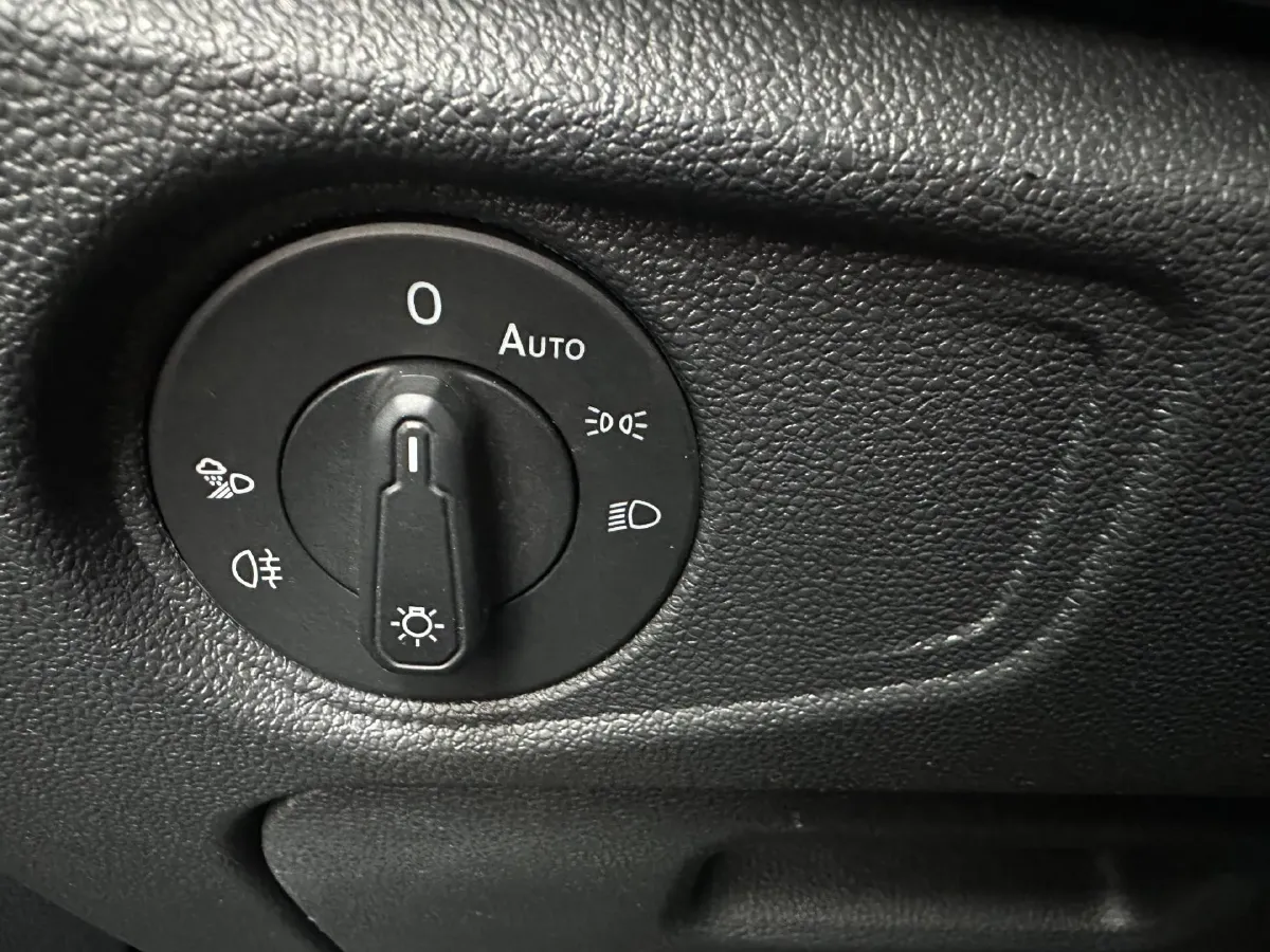 2021 Volkswagen Passat 1.4T 150HP L4 7DCT,autocango,china used car exporter,china ev exporter,chinese used car exporter,chinese used ev exporter