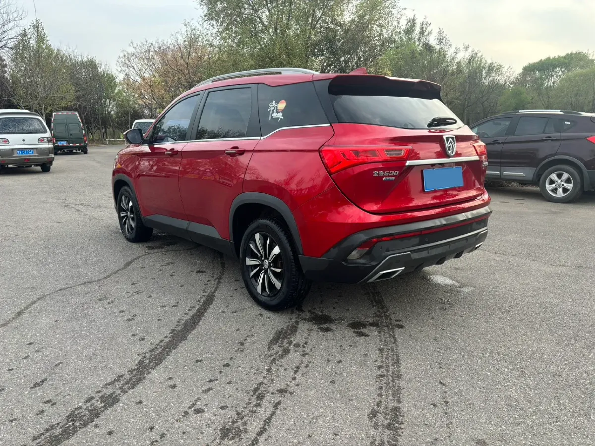 2018 BaoJun 530 1.5T 150HP L4 6DCT,autocango,china used car exporter,china ev exporter,chinese used car exporter,chinese used ev exporter