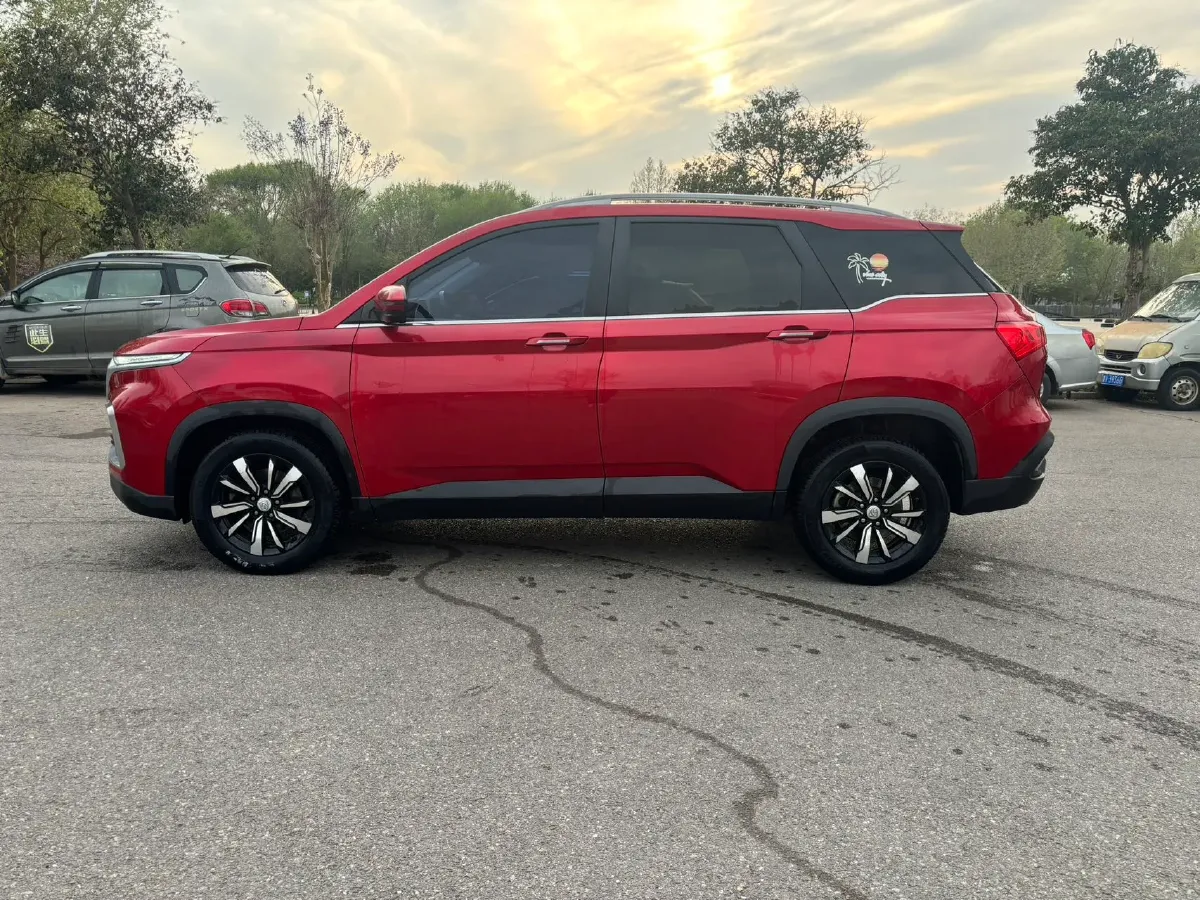 2018 BaoJun 530 1.5T 150HP L4 6DCT,autocango,china used car exporter,china ev exporter,chinese used car exporter,chinese used ev exporter