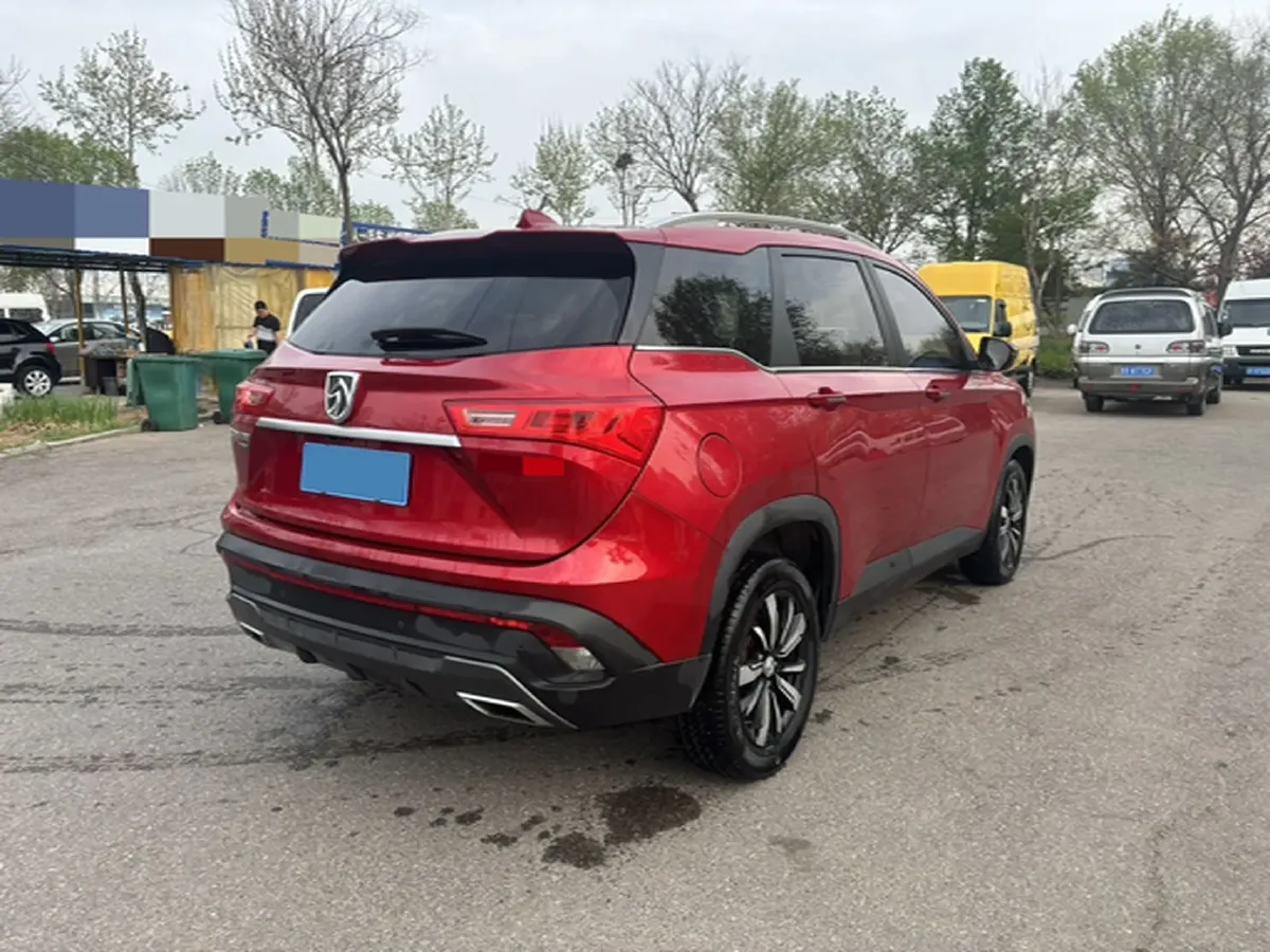 2018 BaoJun 530 1.5T 150HP L4 6DCT,autocango,china used car exporter,china ev exporter,chinese used car exporter,chinese used ev exporter