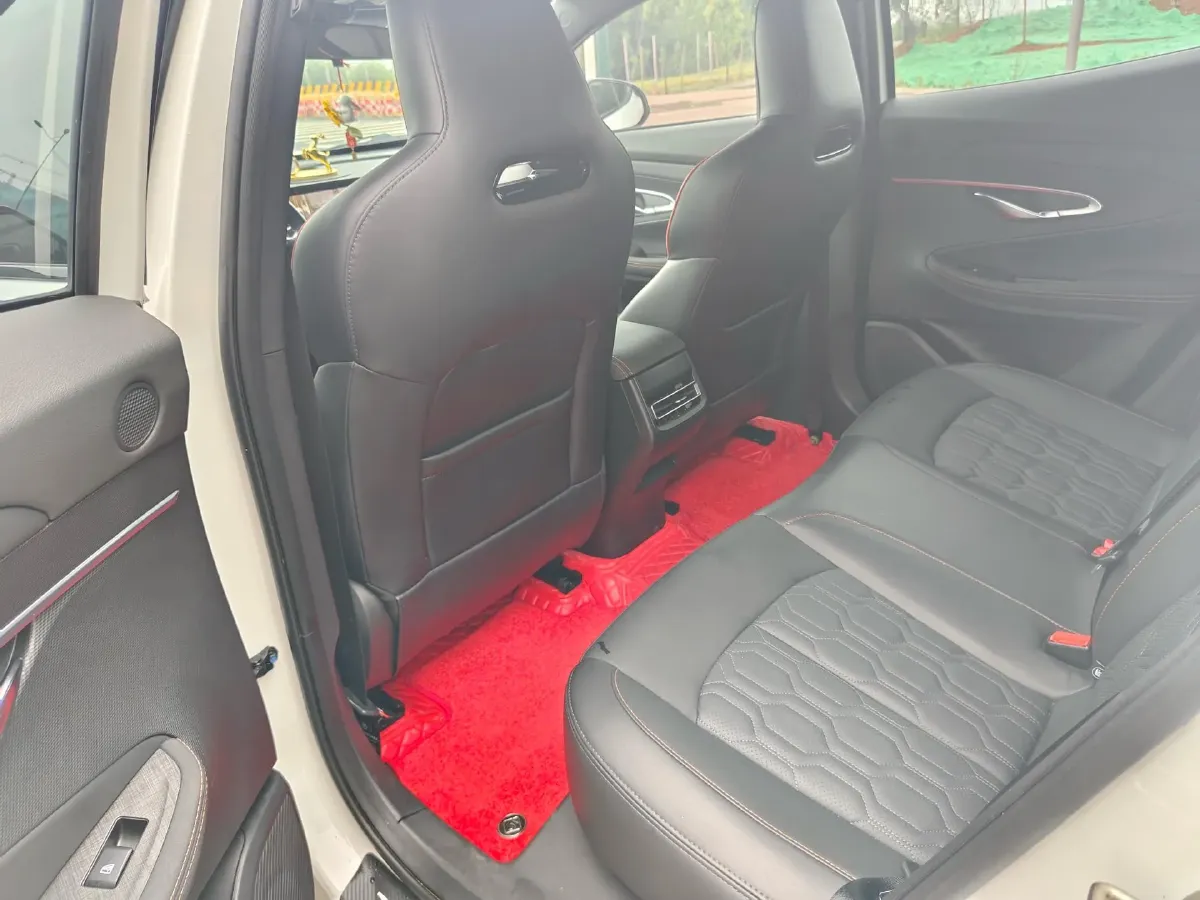 2022 ChangAn UNI-T 1.5T 188HP L4 7DCT,autocango,china used car exporter,china ev exporter,chinese used car exporter,chinese used ev exporter