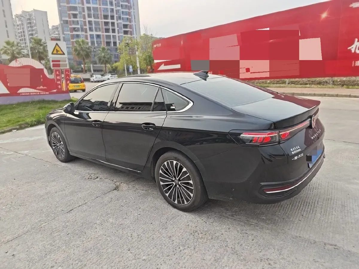 2024 Volkswagen Magotan 2.0T 220HP L4 7DCT,autocango,china used car exporter,china ev exporter,chinese used car exporter,chinese used ev exporter