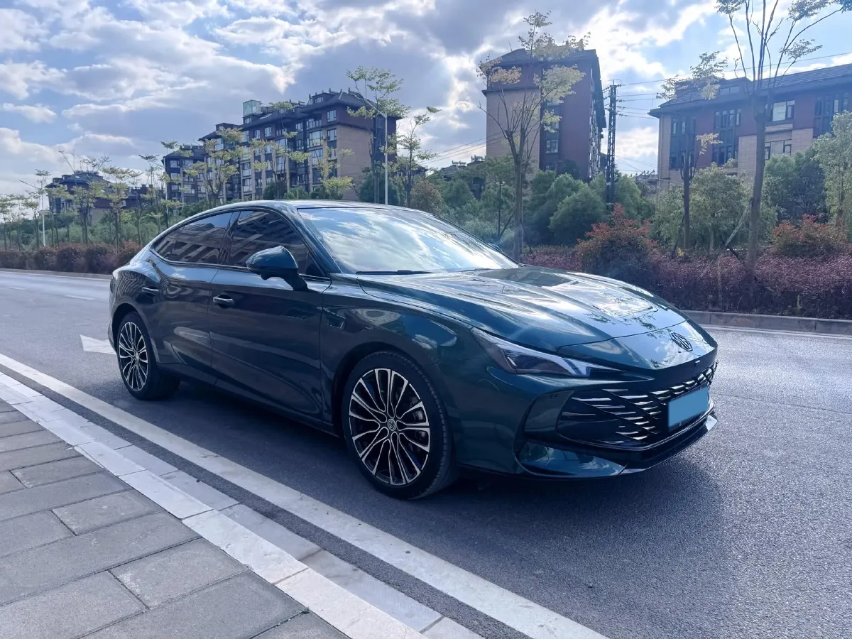 2023 MG 7 1.5T 188HP L4 7DCT,autocango,china used car exporter,china ev exporter,chinese used car exporter,chinese used ev exporter