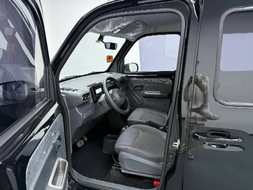 2025 WuLing ZhiGuang BEV 17.7KWH,autocango,china used car exporter,china ev exporter,chinese used car exporter,chinese used ev exporter