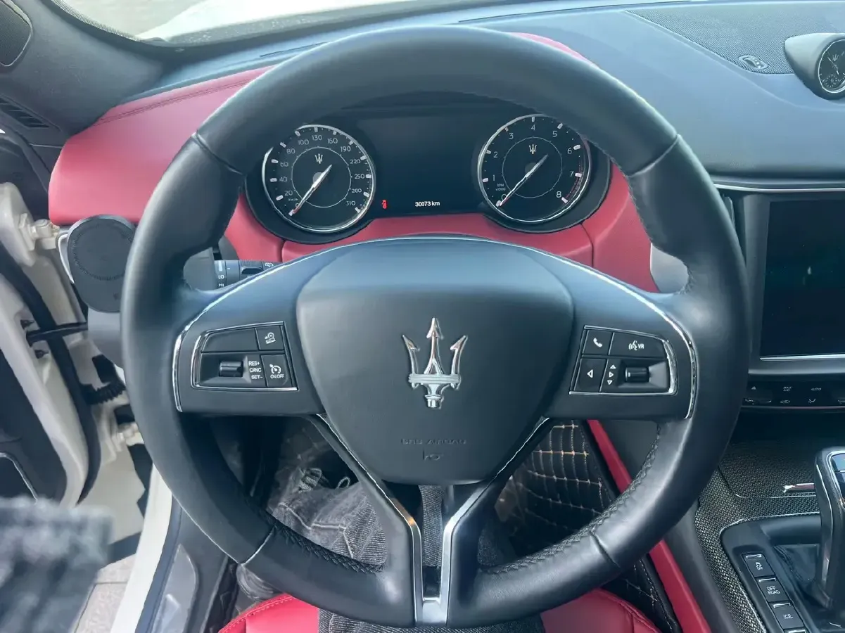 2021 Maserati Levante 3.0T 350HP V6 8AT,autocango,china used car exporter,china ev exporter,chinese used car exporter,chinese used ev exporter