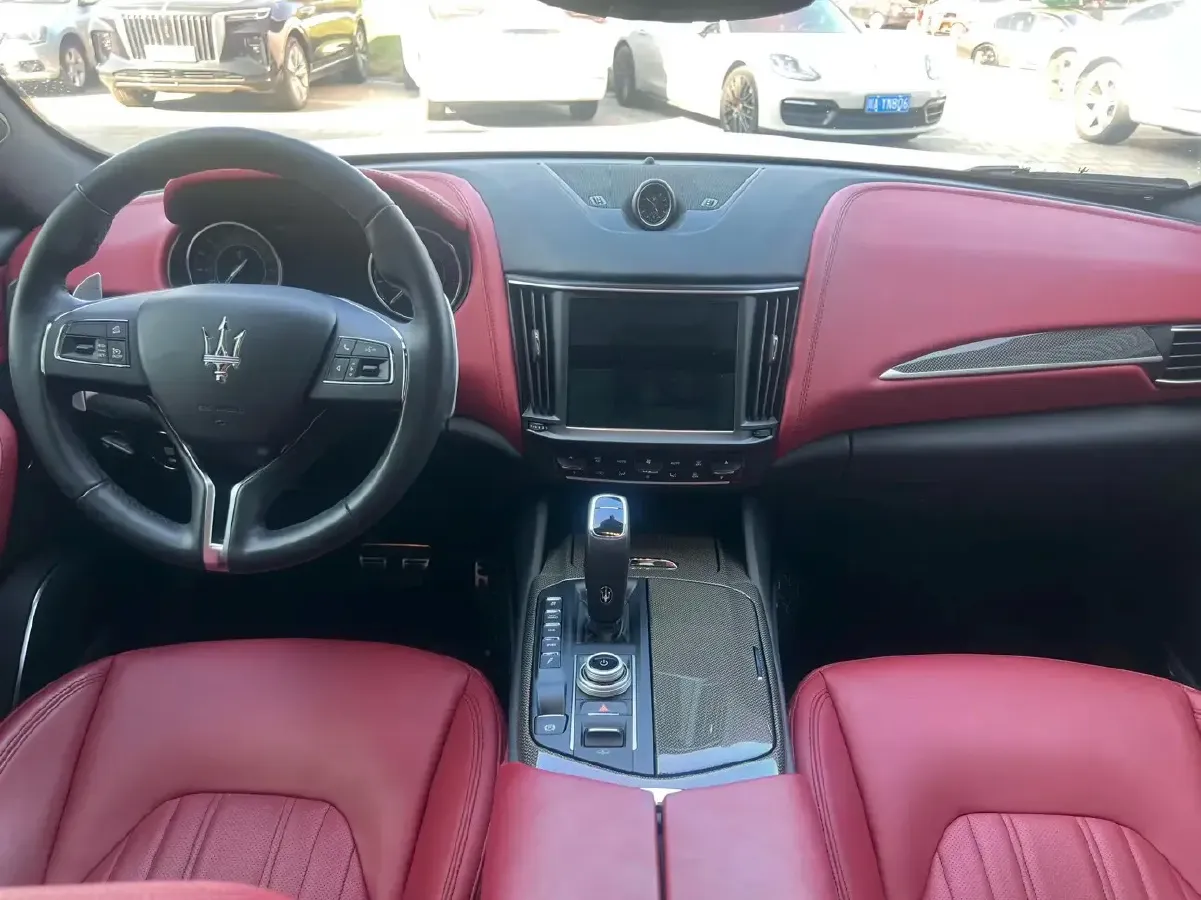 2021 Maserati Levante 3.0T 350HP V6 8AT,autocango,china used car exporter,china ev exporter,chinese used car exporter,chinese used ev exporter