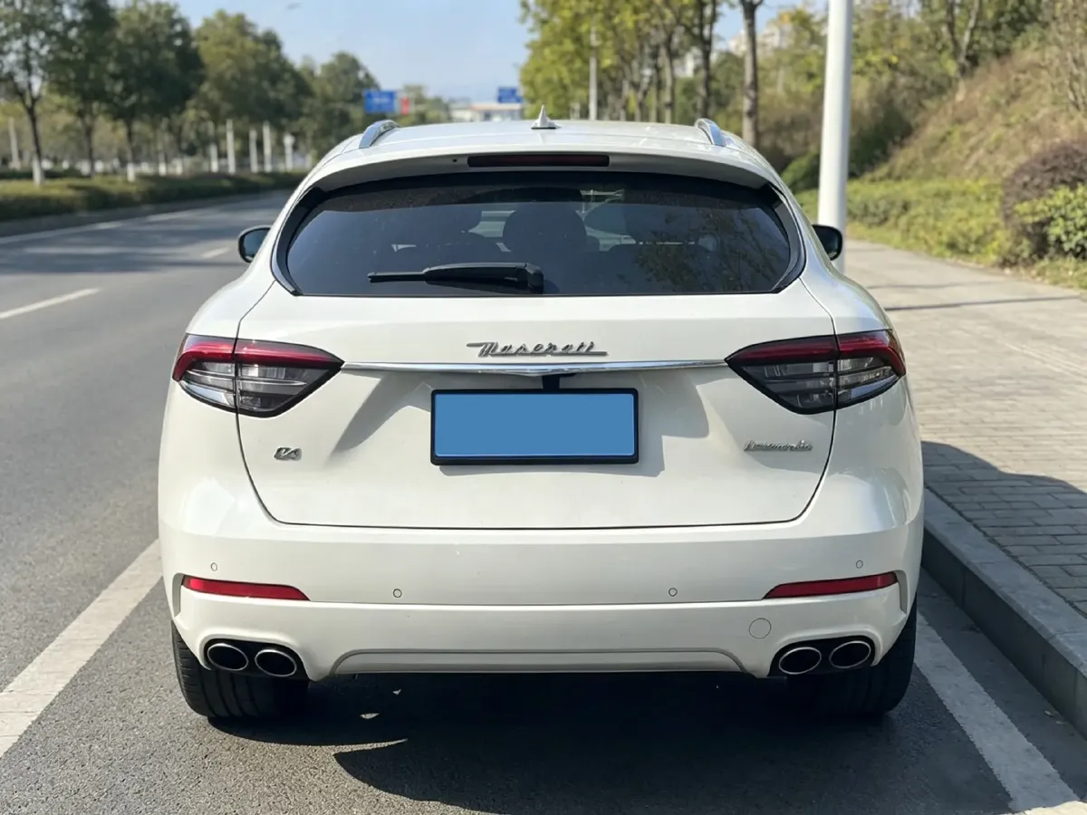2021 Maserati Levante 3.0T 350HP V6 8AT,autocango,china used car exporter,china ev exporter,chinese used car exporter,chinese used ev exporter