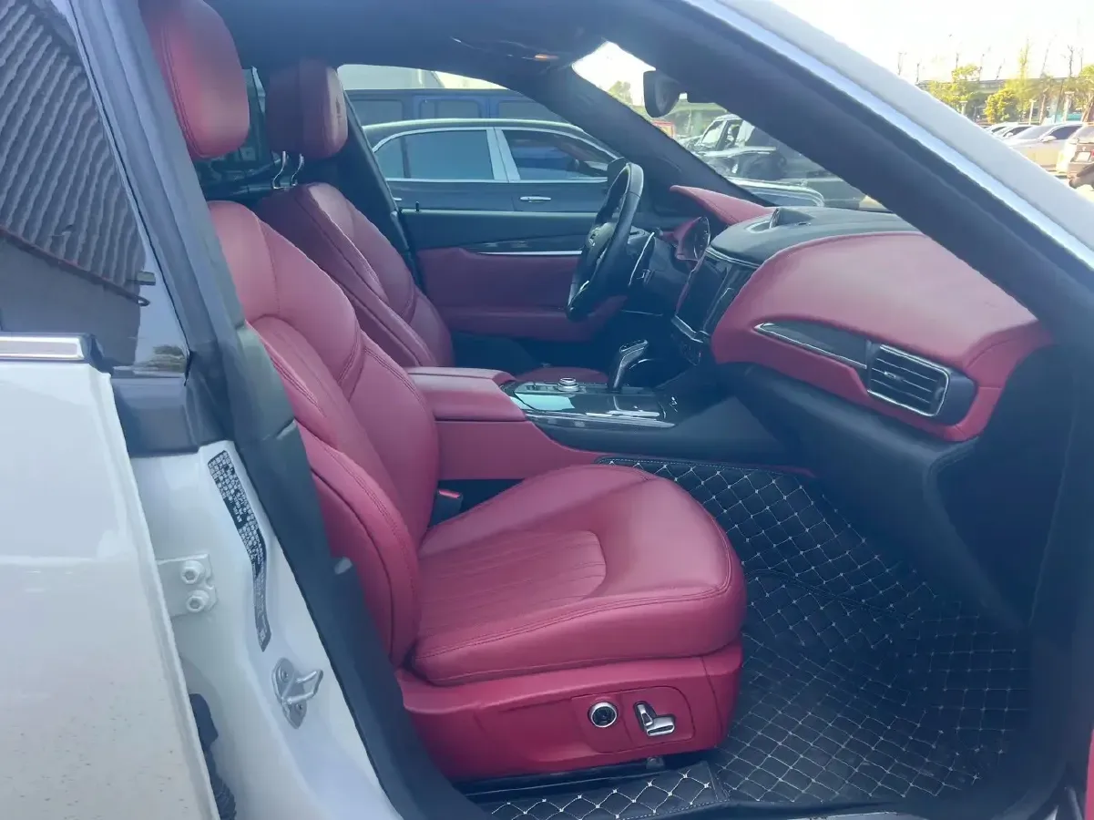 2021 Maserati Levante 3.0T 350HP V6 8AT,autocango,china used car exporter,china ev exporter,chinese used car exporter,chinese used ev exporter