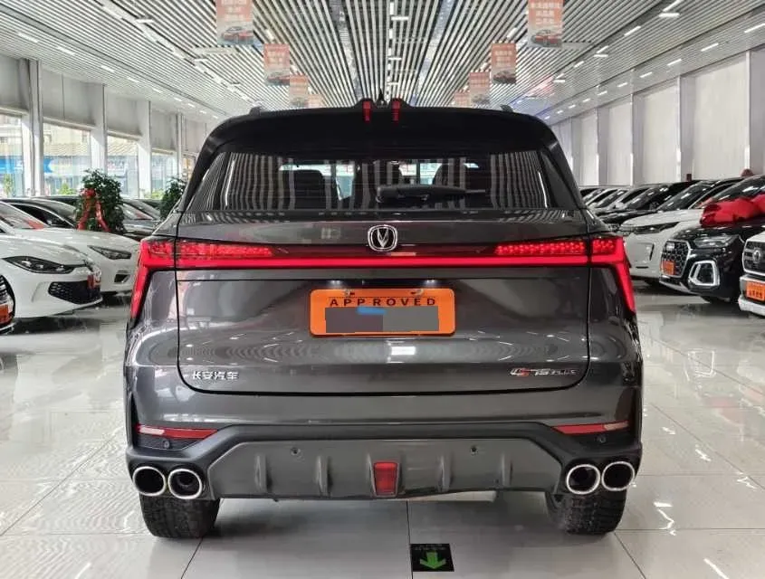 2022 ChangAn CS75 Plus 2.0T 233HP L4 8AT,autocango,china used car exporter,china ev exporter,chinese used car exporter,chinese used ev exporter
