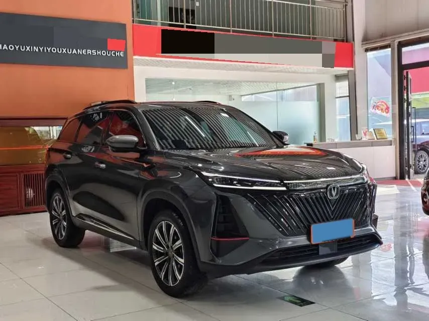 2022 ChangAn CS75 Plus 2.0T 233HP L4 8AT,autocango,china used car exporter,china ev exporter,chinese used car exporter,chinese used ev exporter