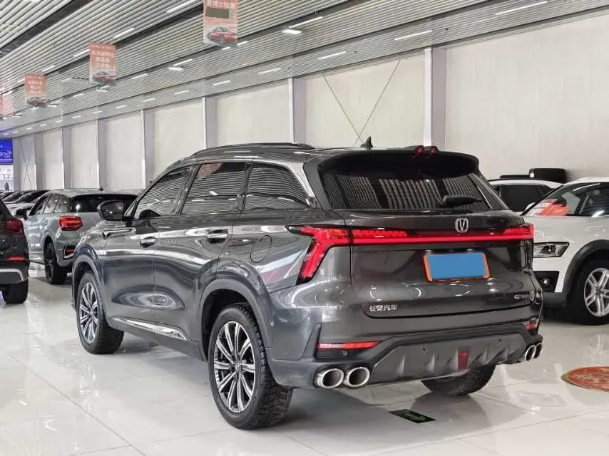 2022 ChangAn CS75 Plus 2.0T 233HP L4 8AT,autocango,china used car exporter,china ev exporter,chinese used car exporter,chinese used ev exporter