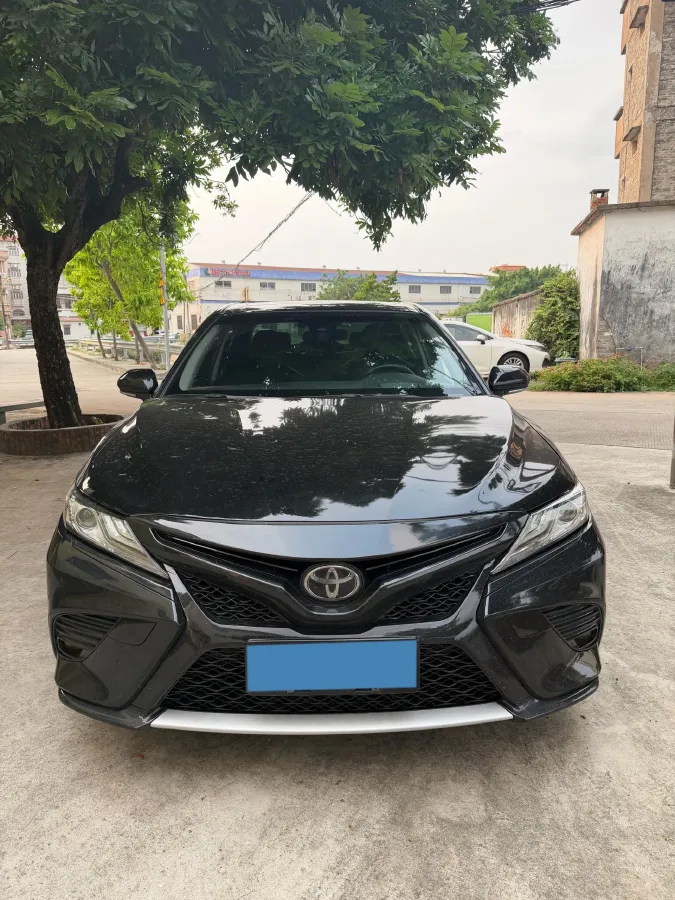 2019 Toyota Camry 2.5L 178HP L4 E-CVT Hybrid,autocango,china used car exporter,china ev exporter,chinese used car exporter,chinese used ev exporter