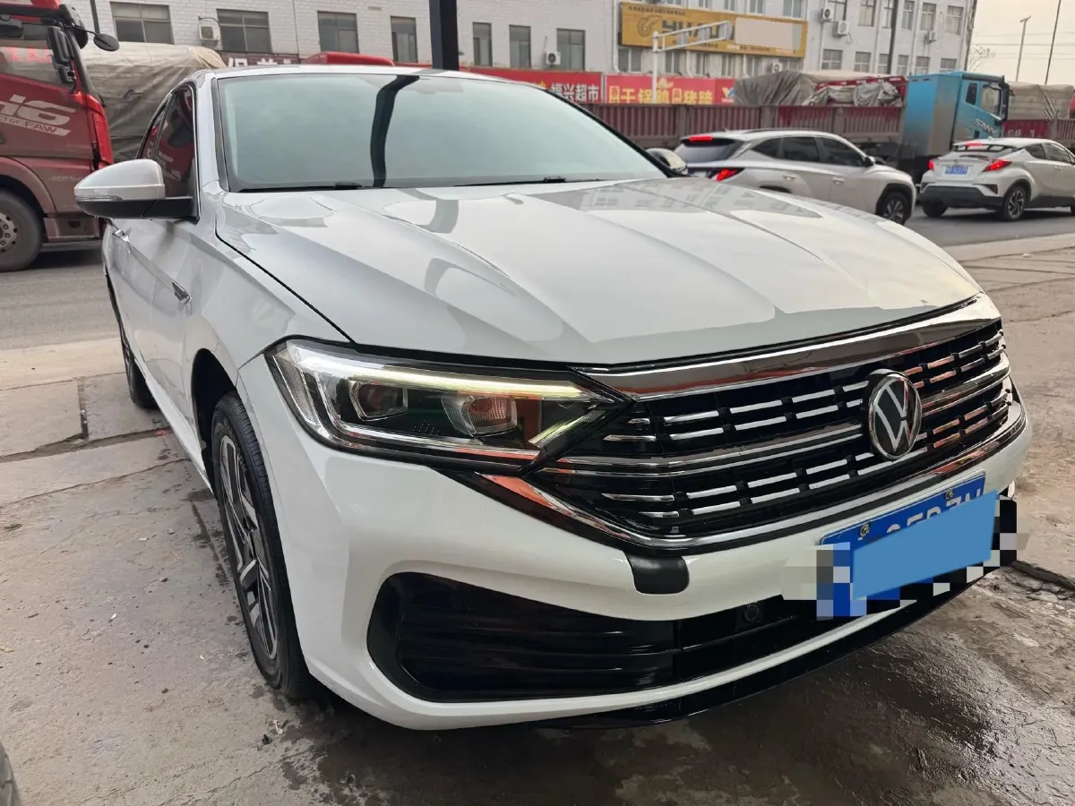 2023 Volkswagen Sagitar 1.5T 160HP L4 7DCT,autocango,china used car exporter,china ev exporter,chinese used car exporter,chinese used ev exporter