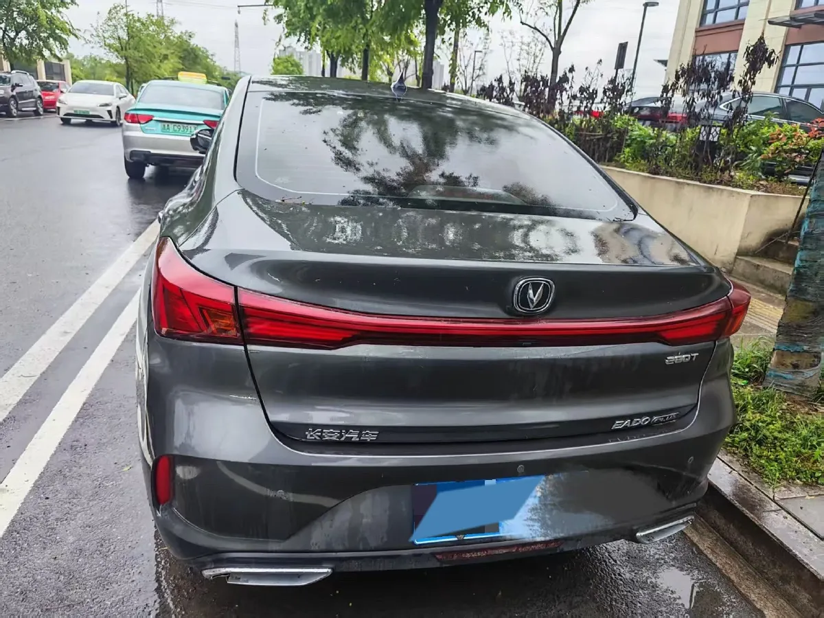 2022 ChangAn Eado 1.4T 160HP L4 7DCT,autocango,china used car exporter,china ev exporter,chinese used car exporter,chinese used ev exporter