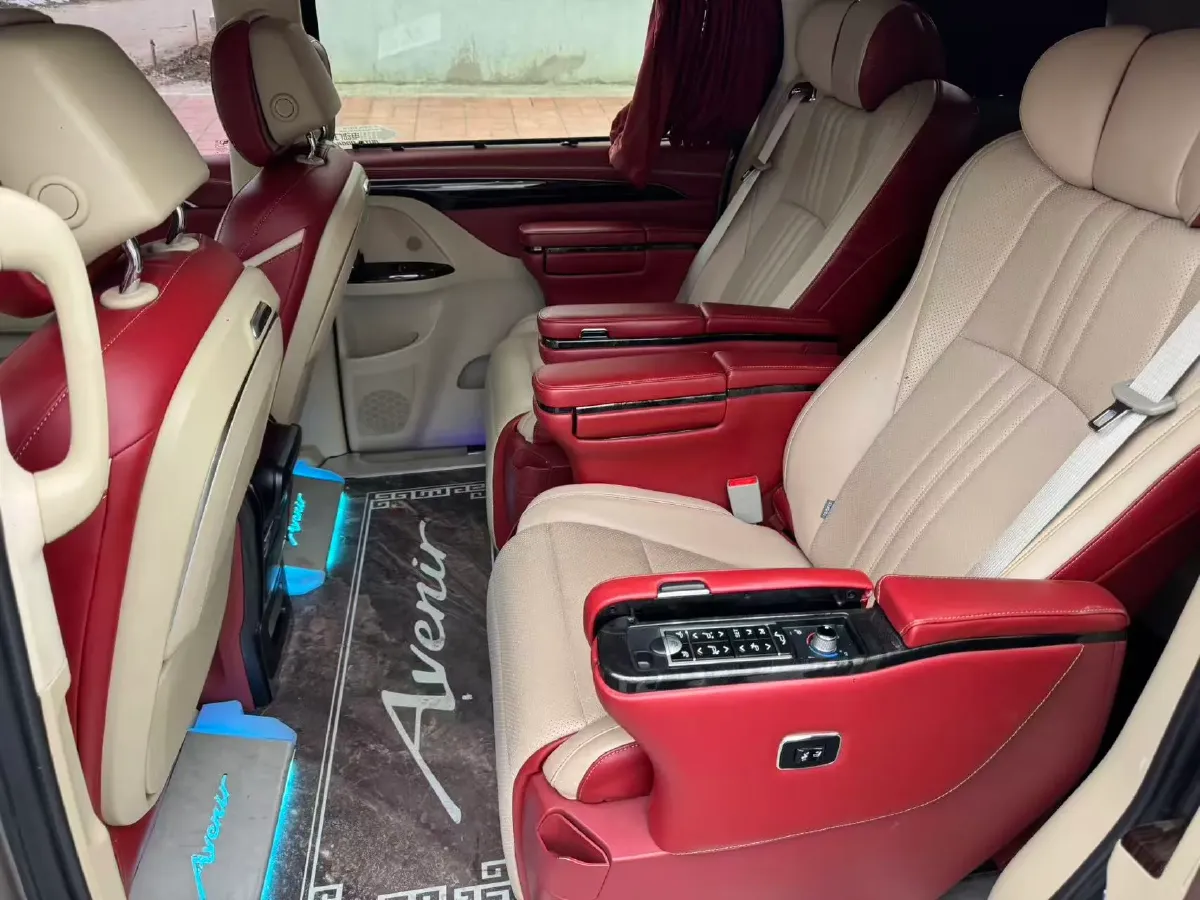 2022 Buick GL8 2.0T 237HP L4 9AT,autocango,china used car exporter,china ev exporter,chinese used car exporter,chinese used ev exporter