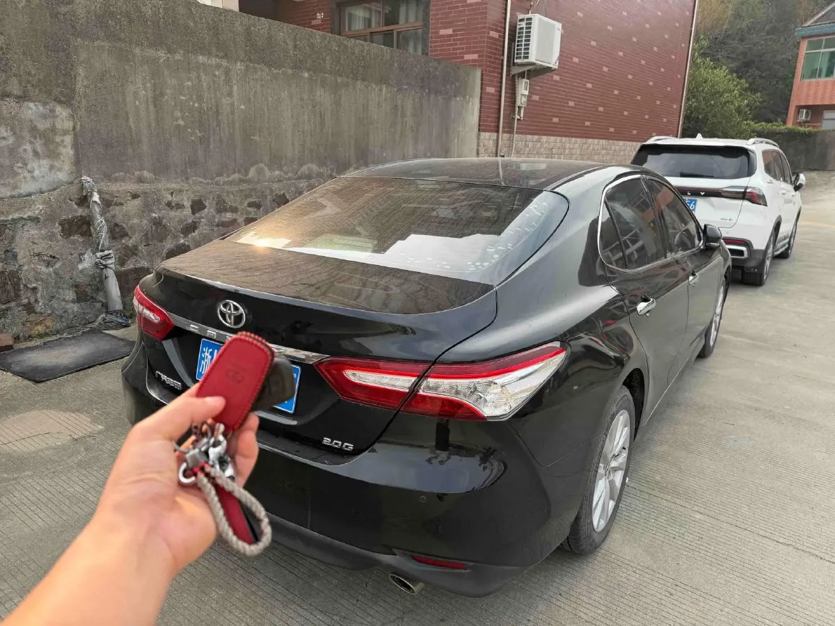 2019 Toyota Camry 2.0L 178HP L4 CVT,autocango,china used car exporter,china ev exporter,chinese used car exporter,chinese used ev exporter