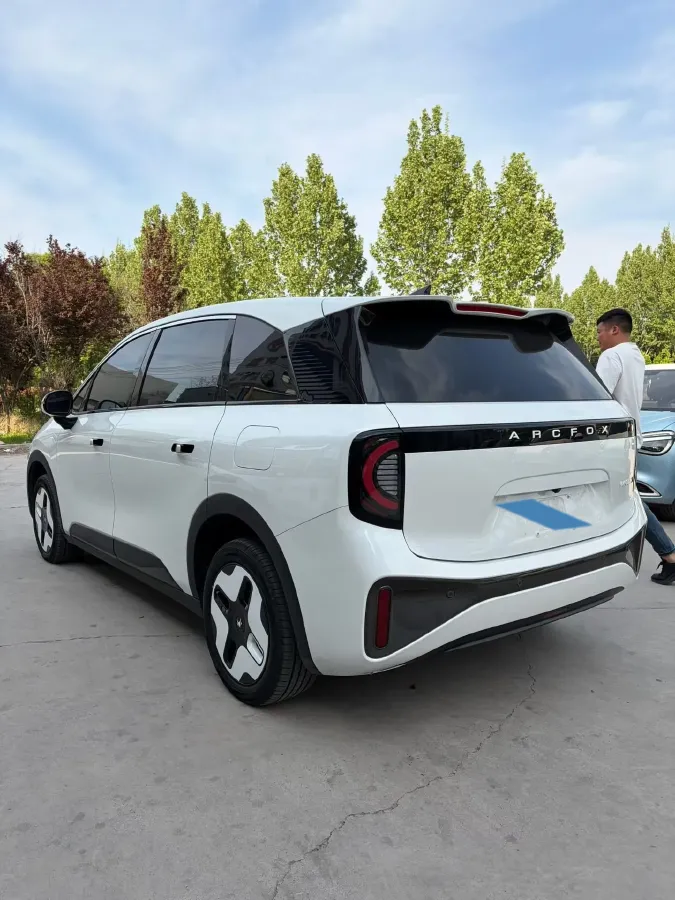 2024 ARCFOX KAOLA S BEV 58.8KWH,autocango,china used car exporter,china ev exporter,chinese used car exporter,chinese used ev exporter