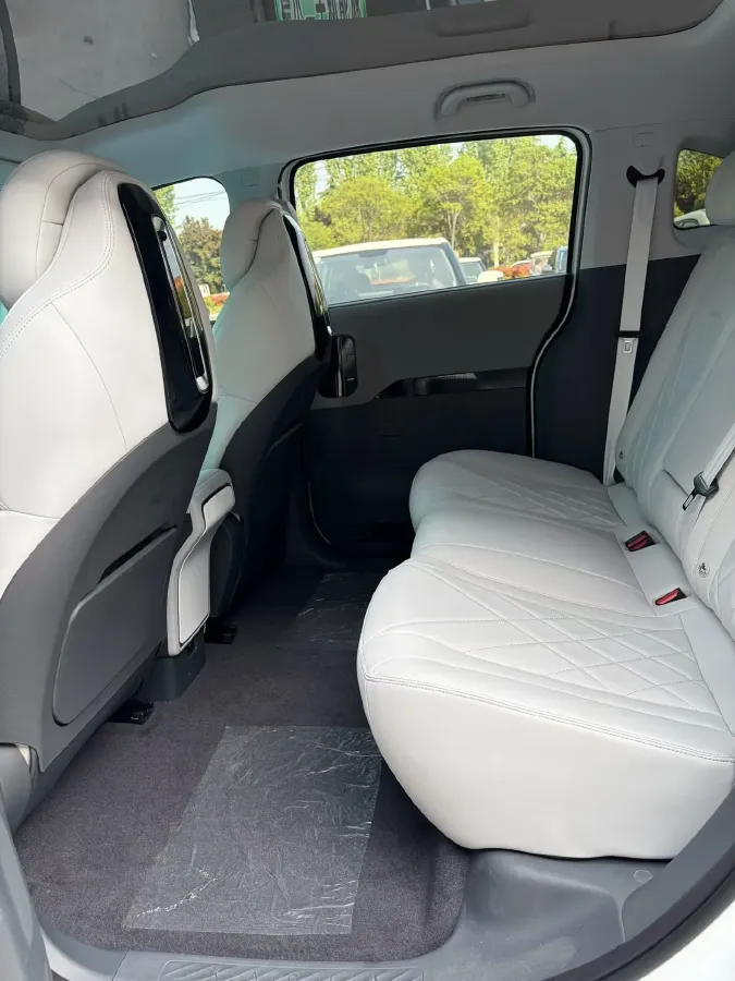 2024 ARCFOX KAOLA S BEV 58.8KWH,autocango,china used car exporter,china ev exporter,chinese used car exporter,chinese used ev exporter