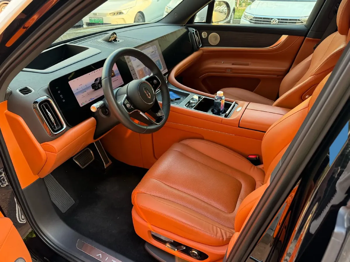 2024 AITO AITO M9 1.5T 152HP L4 REEV 42KWH,autocango,china used car exporter,china ev exporter,chinese used car exporter,chinese used ev exporter