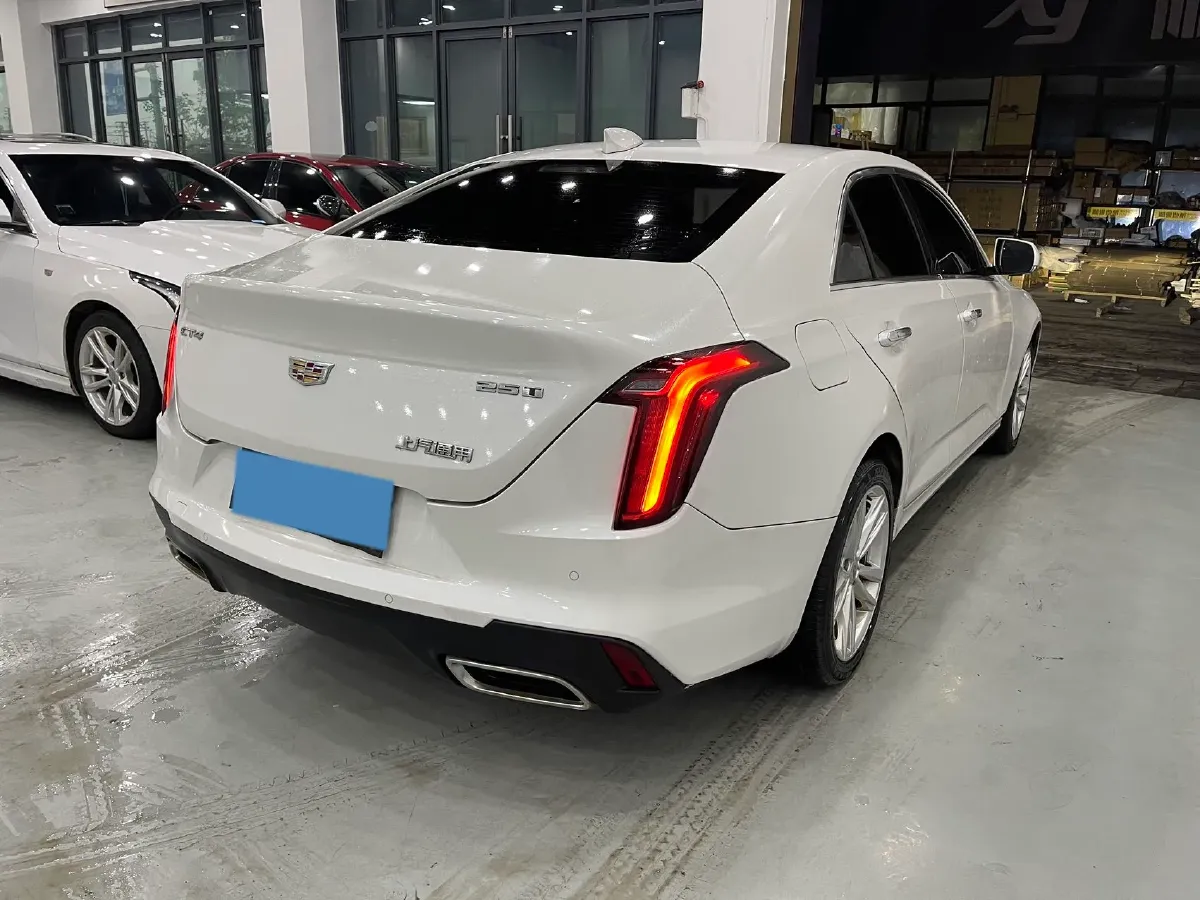 2023 Cadillac CT4 1.5T 211HP L4 8AT,autocango,china used car exporter,china ev exporter,chinese used car exporter,chinese used ev exporter