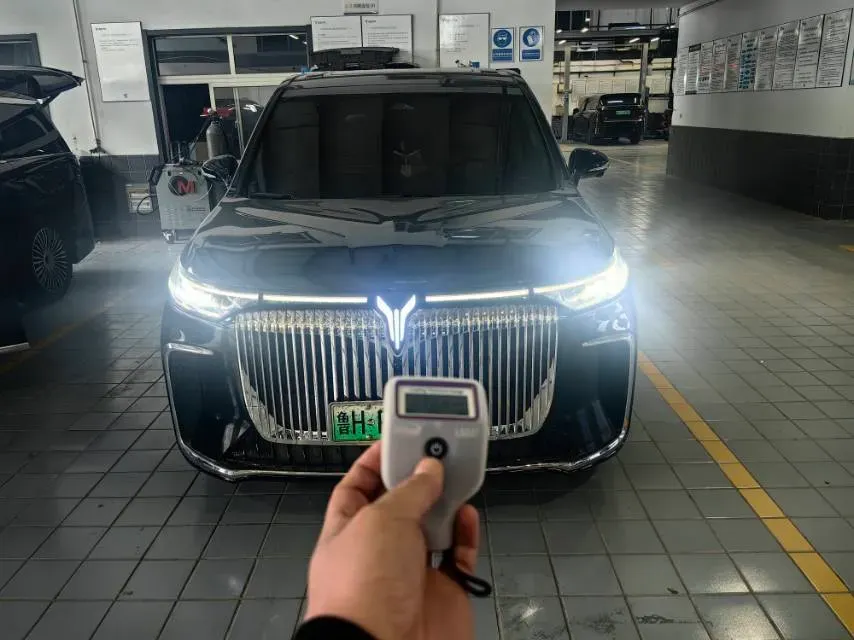 2025 Voyah Dream 1.5T 150HP L4 PHEV 41.7KWH,autocango,china used car exporter,china ev exporter,chinese used car exporter,chinese used ev exporter