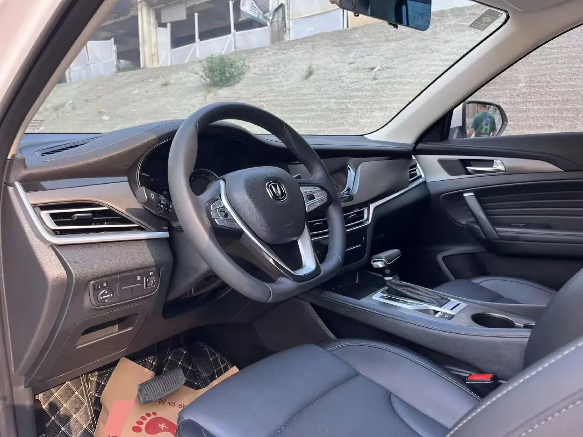 2020 ChangAn CS35 Plus 1.4T 158HP L4 7DCT,autocango,china used car exporter,china ev exporter,chinese used car exporter,chinese used ev exporter