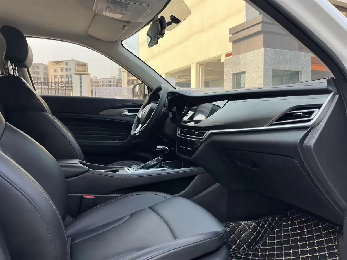 2020 ChangAn CS35 Plus 1.4T 158HP L4 7DCT,autocango,china used car exporter,china ev exporter,chinese used car exporter,chinese used ev exporter