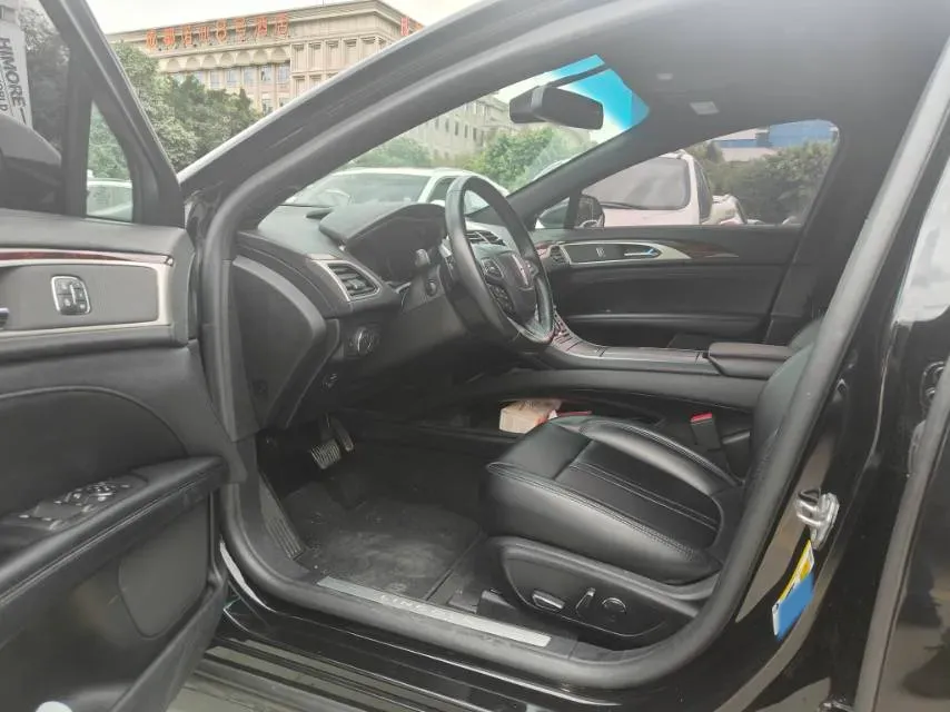 2019 BMW X2 1.5T 140HP L3 7DCT,autocango,china used car exporter,china ev exporter,chinese used car exporter,chinese used ev exporter