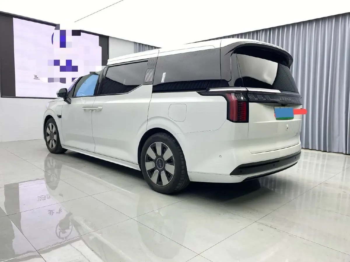 2022 Zeekr 009 BEV 116KWH,autocango,china used car exporter,china ev exporter,chinese used car exporter,chinese used ev exporter