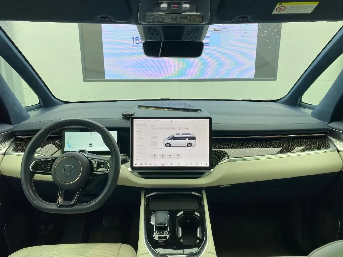 2022 Zeekr 009 BEV 116KWH,autocango,china used car exporter,china ev exporter,chinese used car exporter,chinese used ev exporter