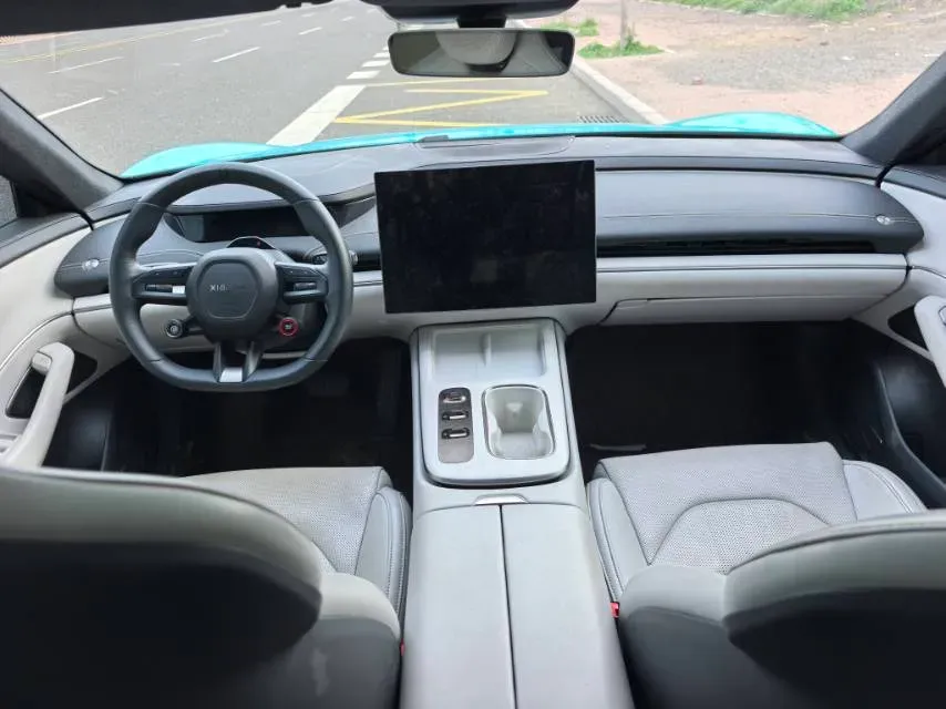 2024 MI SU7 BEV 73.6KWH,autocango,china used car exporter,china ev exporter,chinese used car exporter,chinese used ev exporter