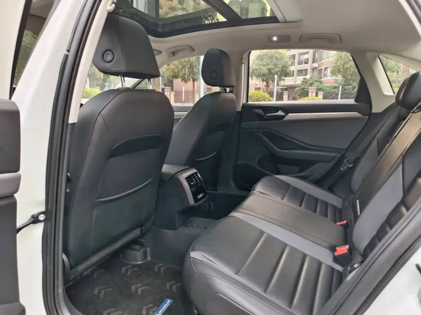 2020 Volkswagen Sagitar 1.4T 150HP L4 7DCT,autocango,china used car exporter,china ev exporter,chinese used car exporter,chinese used ev exporter